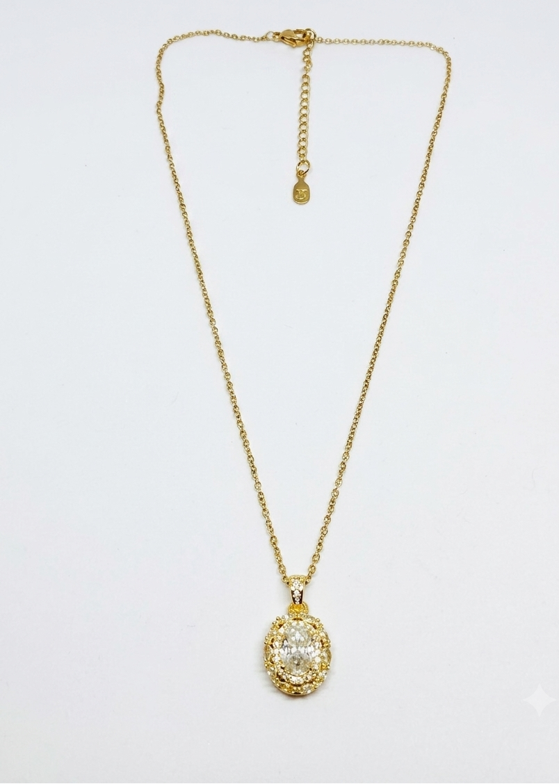 Dainty Gold-Plated Oval Cluster Pendant
