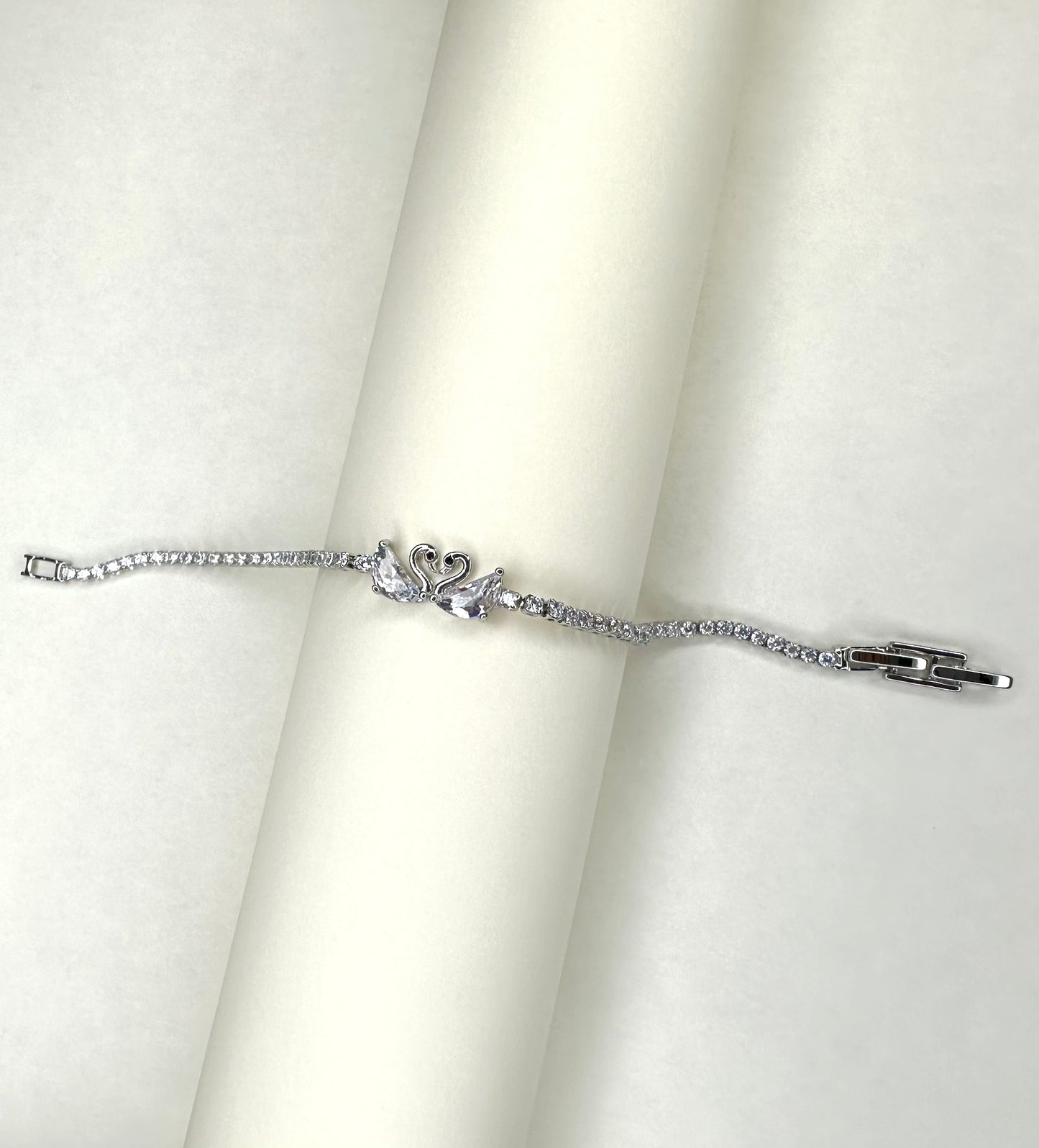 Eternal Grace Swan Tennis Bracelet - Silver