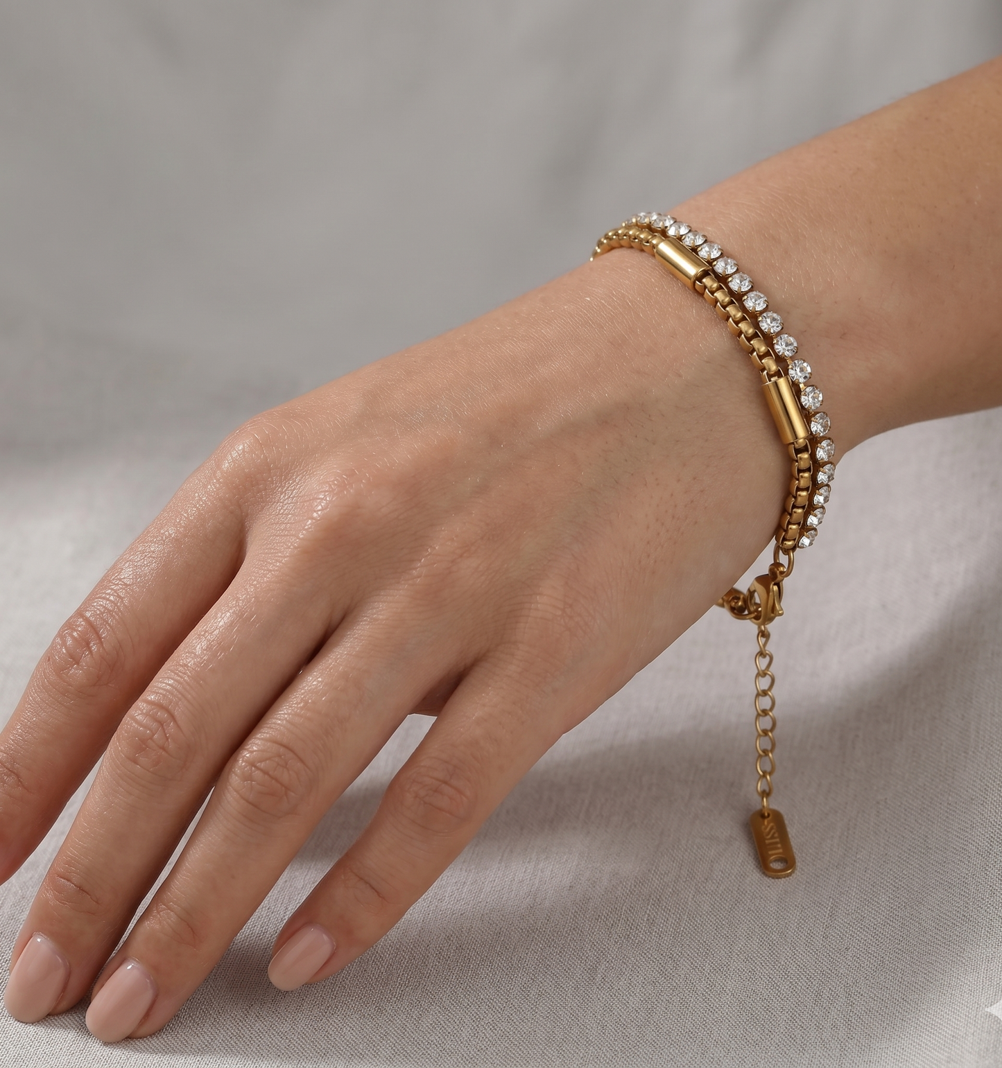 Double-layered gold-toned bracelet