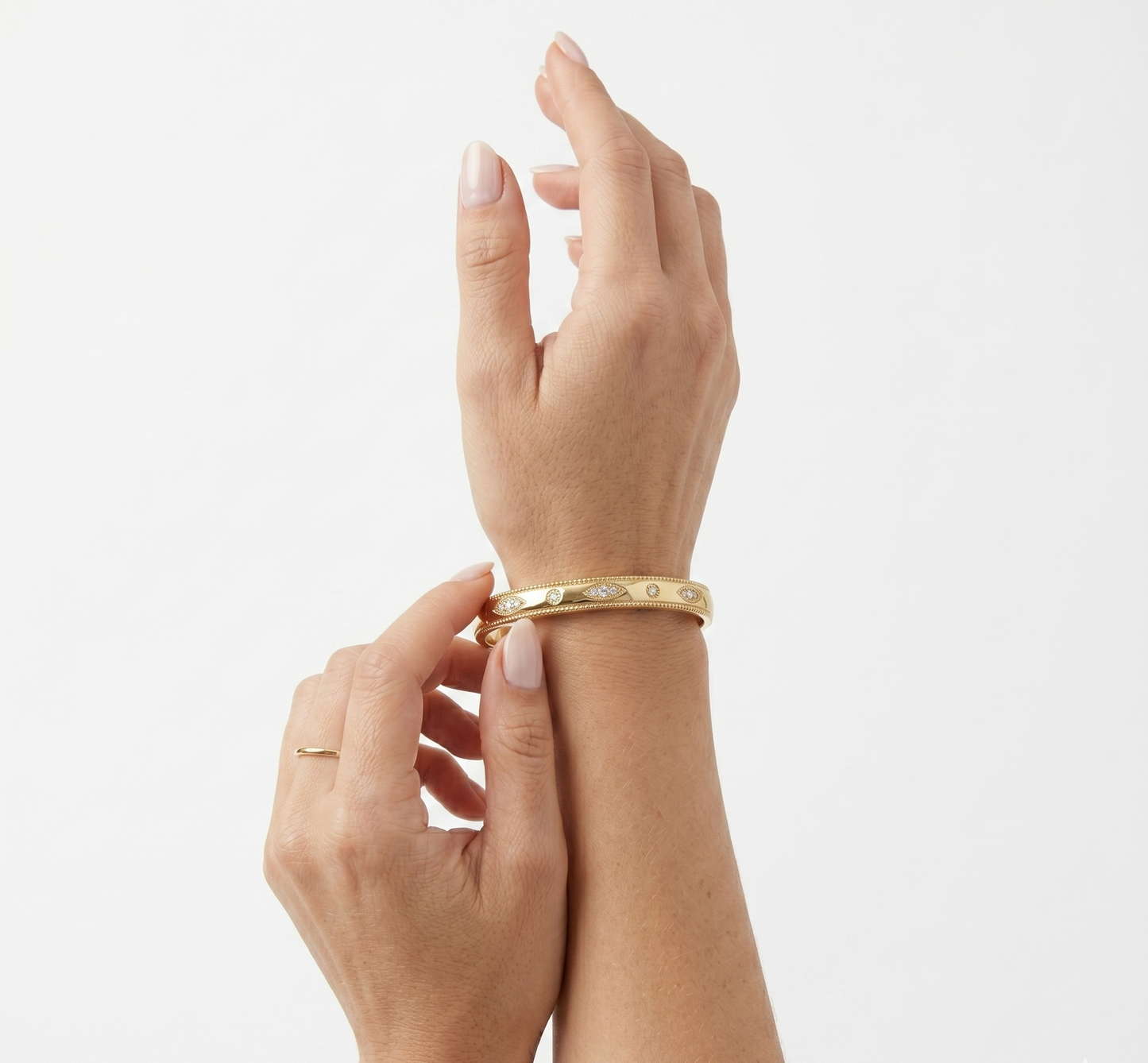 Gold Iris Diamond Bangle
