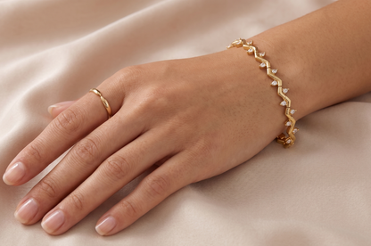 Chevron Diamond Link Bracelet
